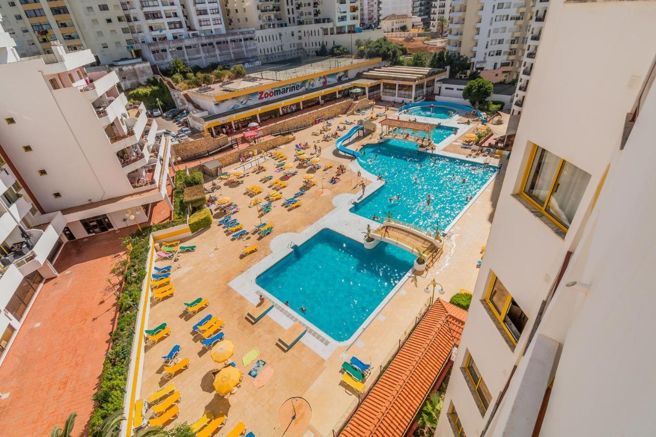 Sunny Flat W/ Balcony & Pool By Lovelystay Portimao Bagian luar foto