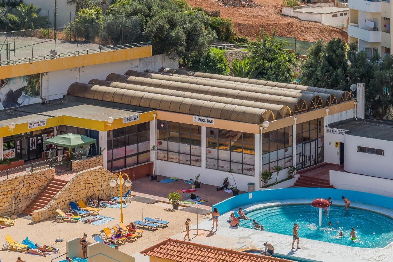Sunny Flat W/ Balcony & Pool By Lovelystay Portimao Bagian luar foto